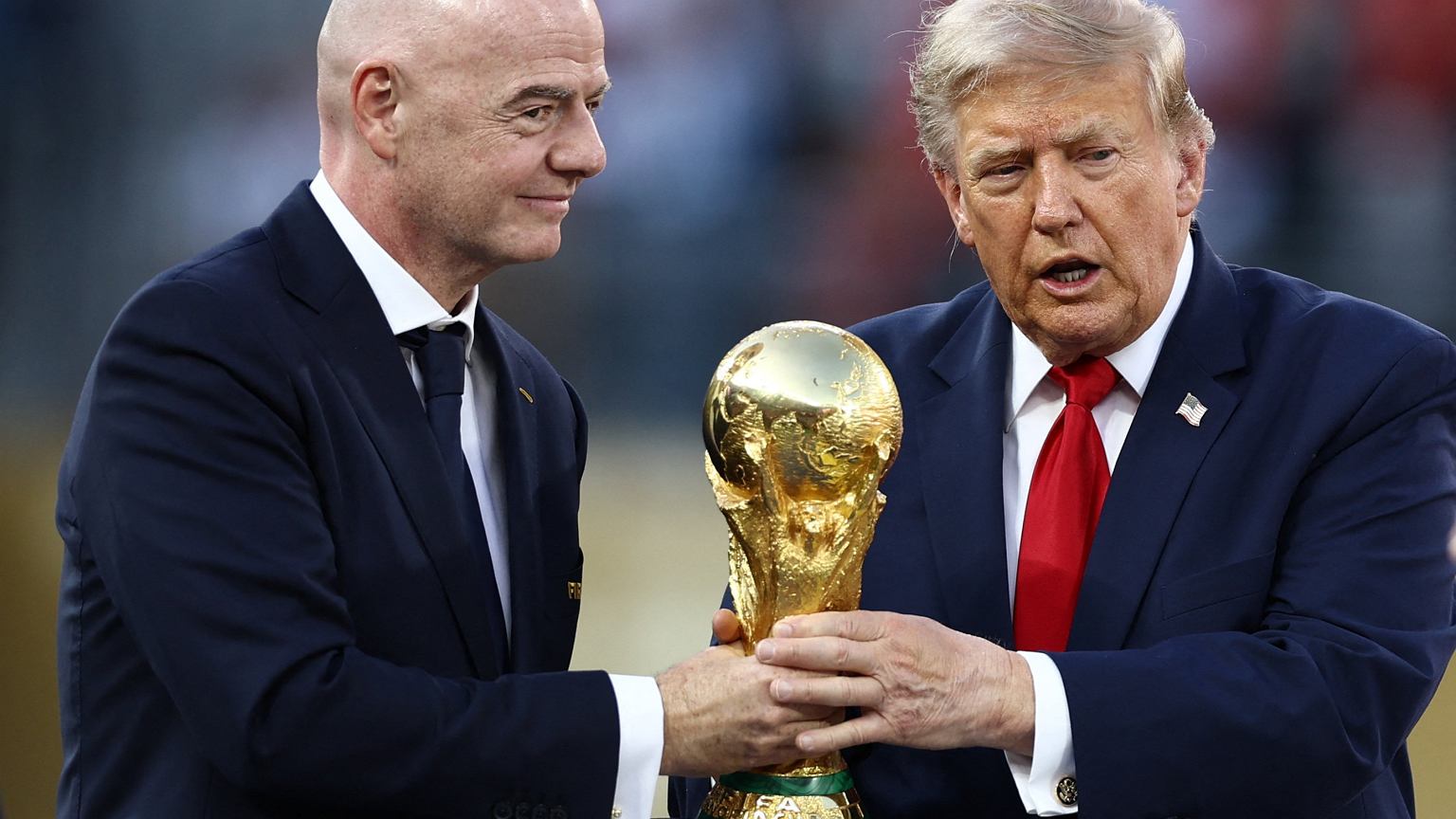 Infantino w opałach? Kongresmen chce przesłuchania ws. kontaktów z Trumpem