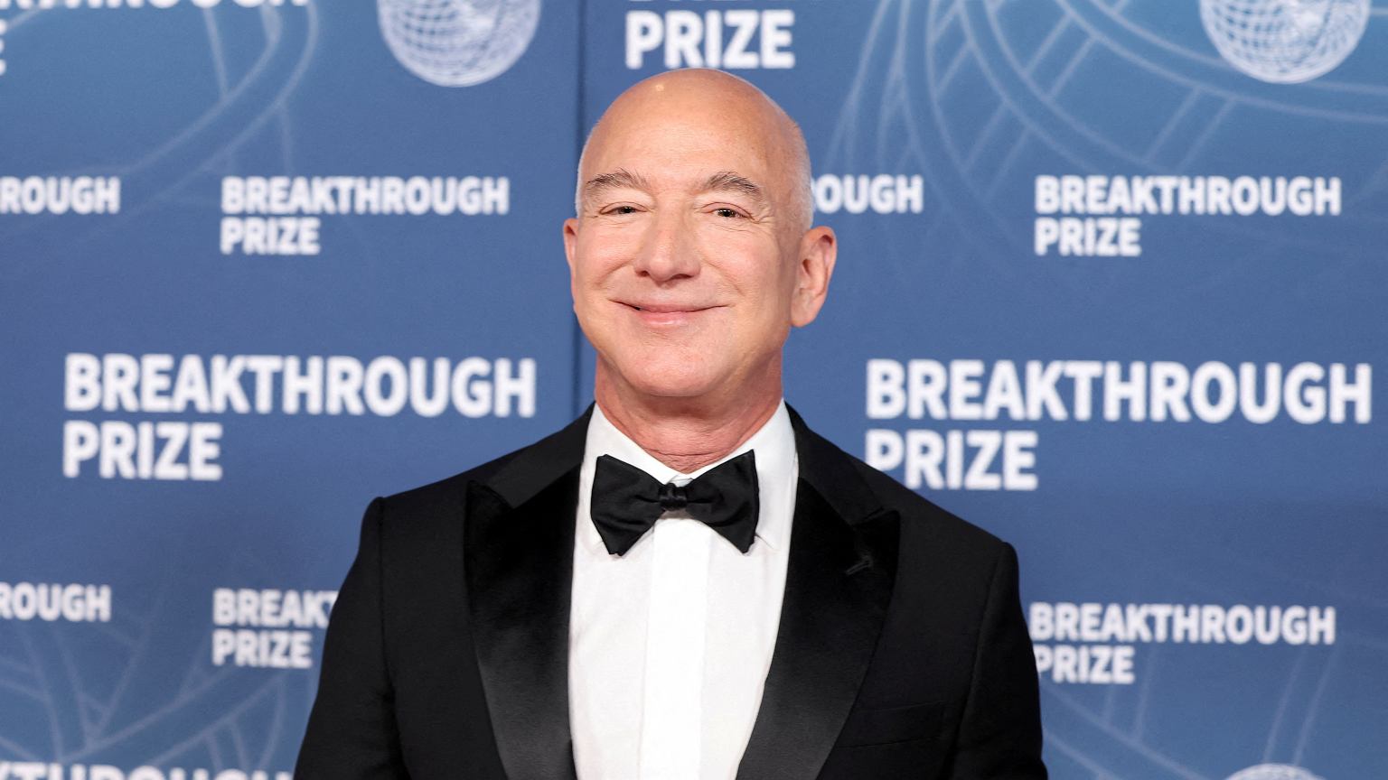 Jeff Bezos przejął udziały w gigancie Premier League