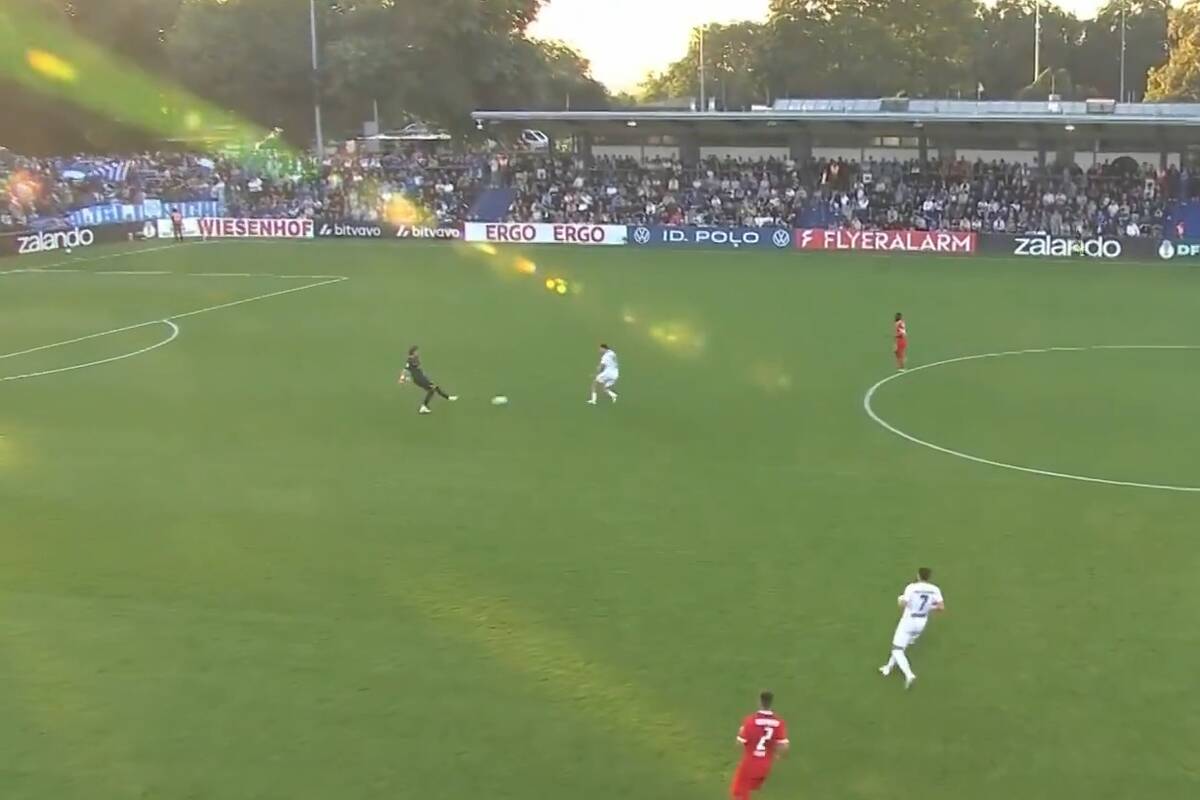 Wolfsburg o krok od kompromitacji! Wielki błąd Polaka, pełna rehabilitacja w karnych [WIDEO]