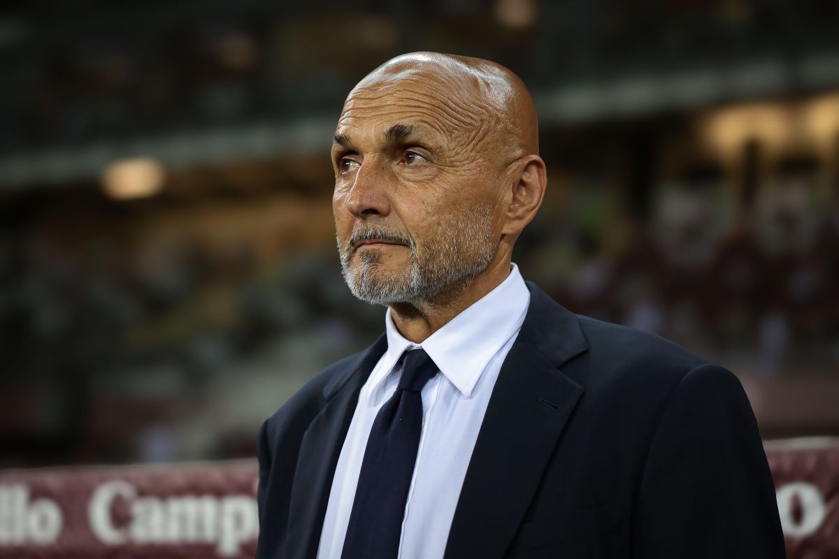 Cios w plany Juventusu. Odwieczny rywal ruszył po ten sam transfer