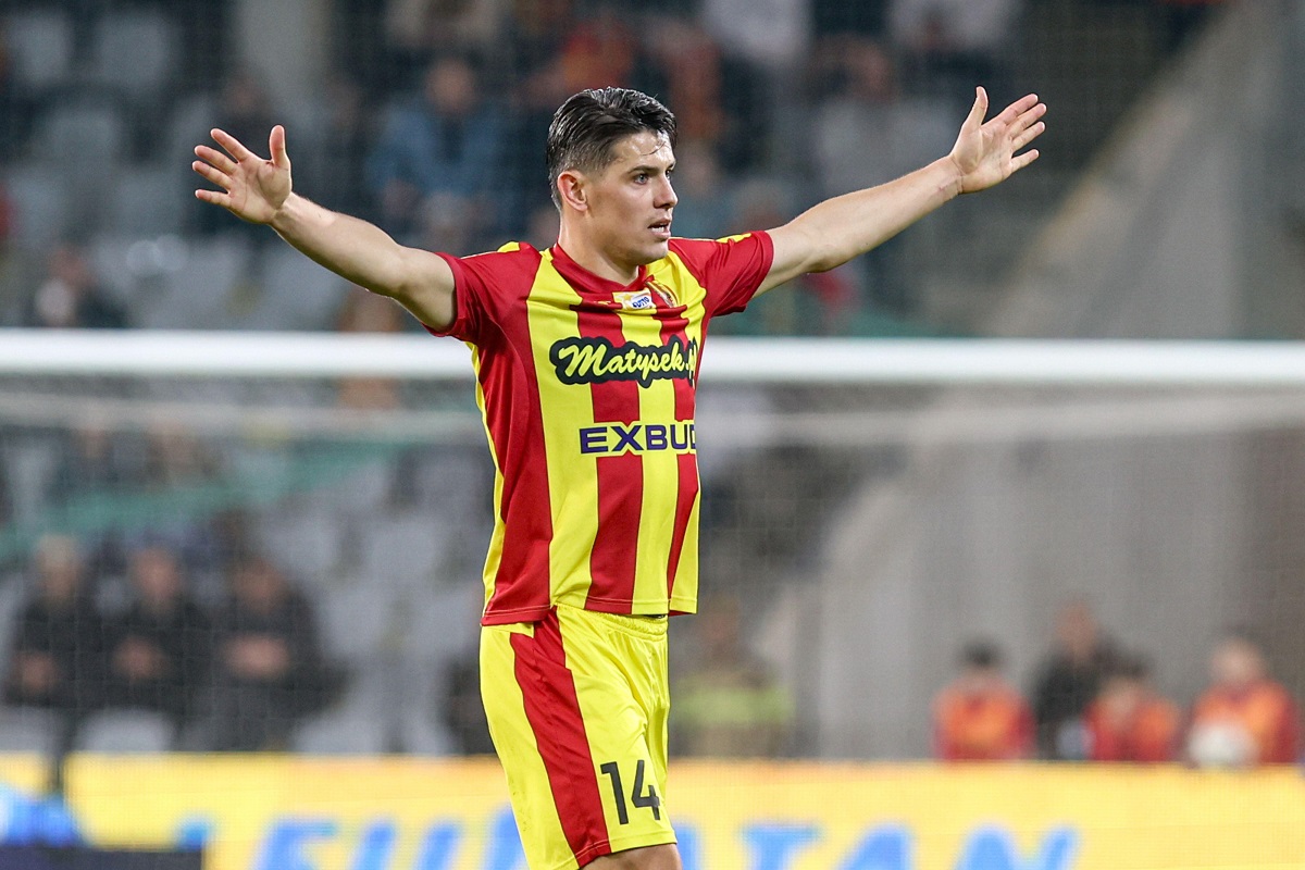 Korona Kielce - Legia Warszawa: dwa gole i wielkie kontrowersje
