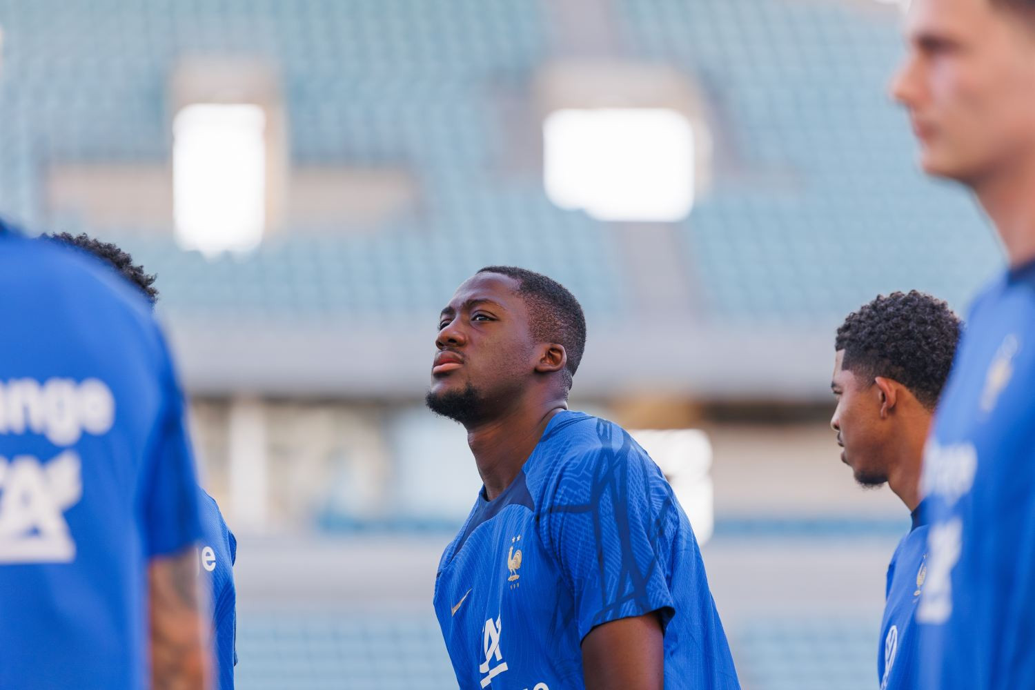 Ibrahima Konaté podpisał