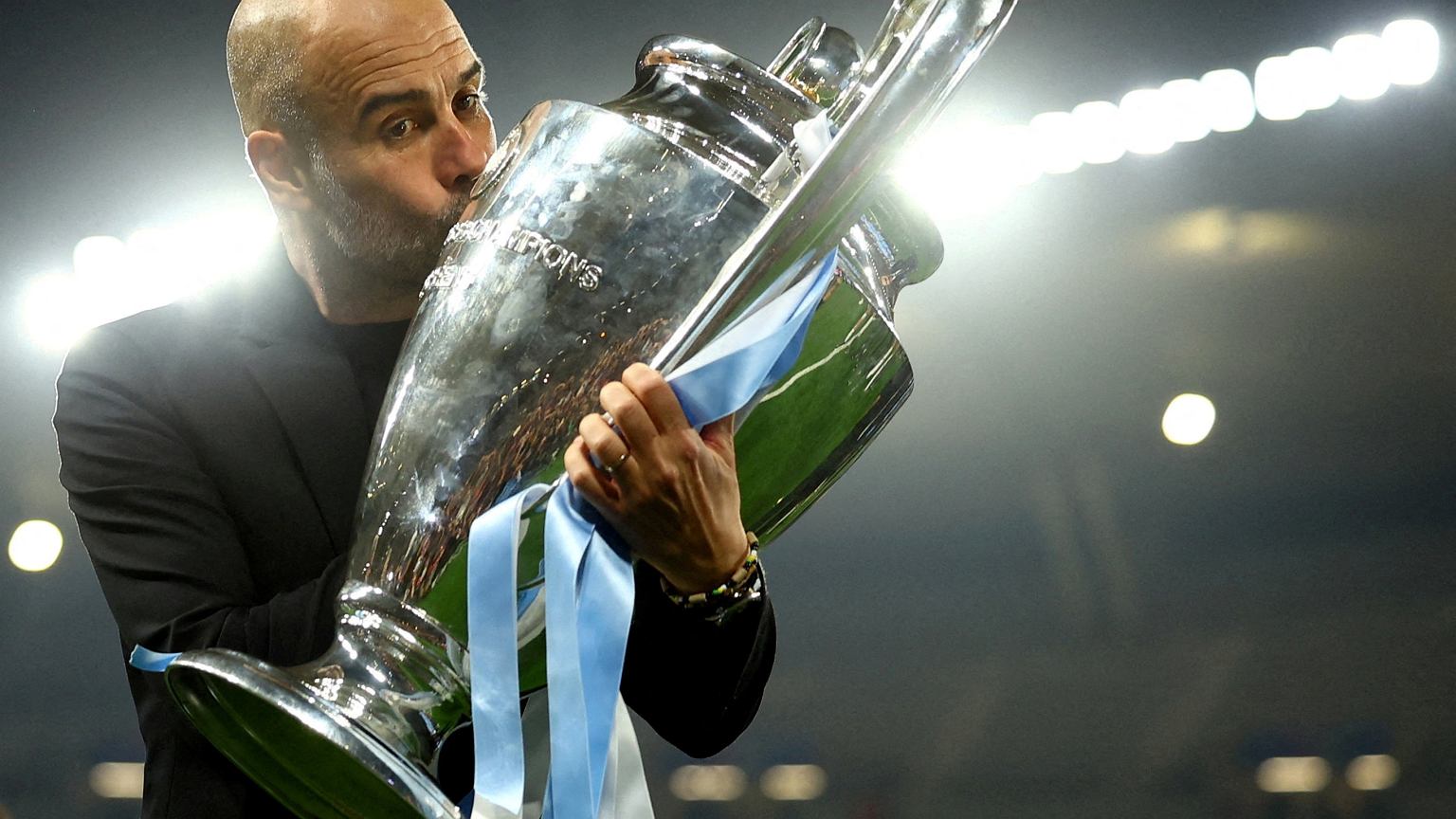 Koniec ery! Pep Guardiola odchodzi z Manchesteru City. Tak go pożegnali
