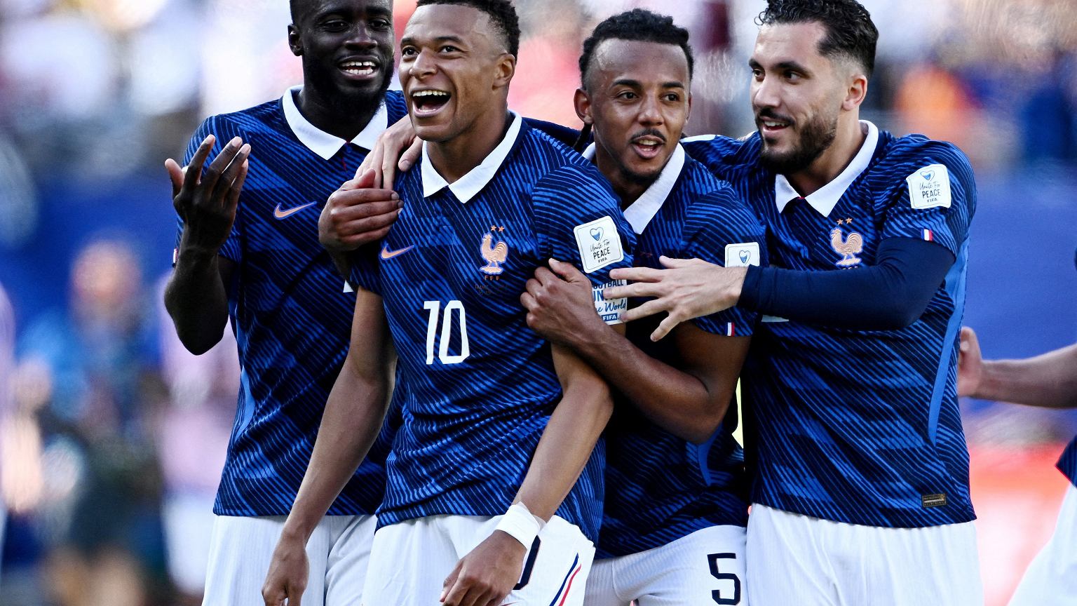Szokujący transfer Mbappe? 