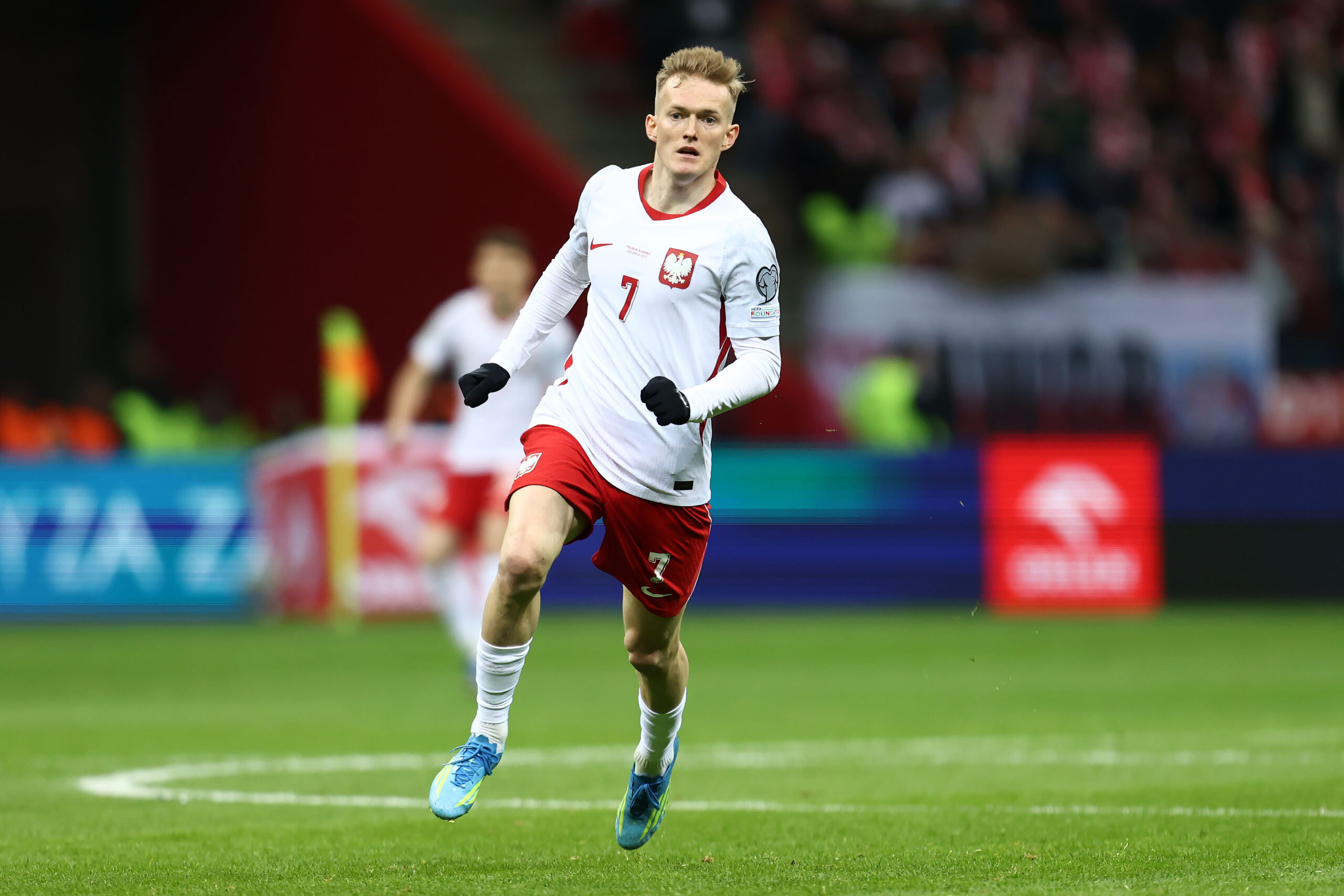 Transferowy hit coraz bliżej! Karol Świderski już w Polsce – PiłkaNożna.pl