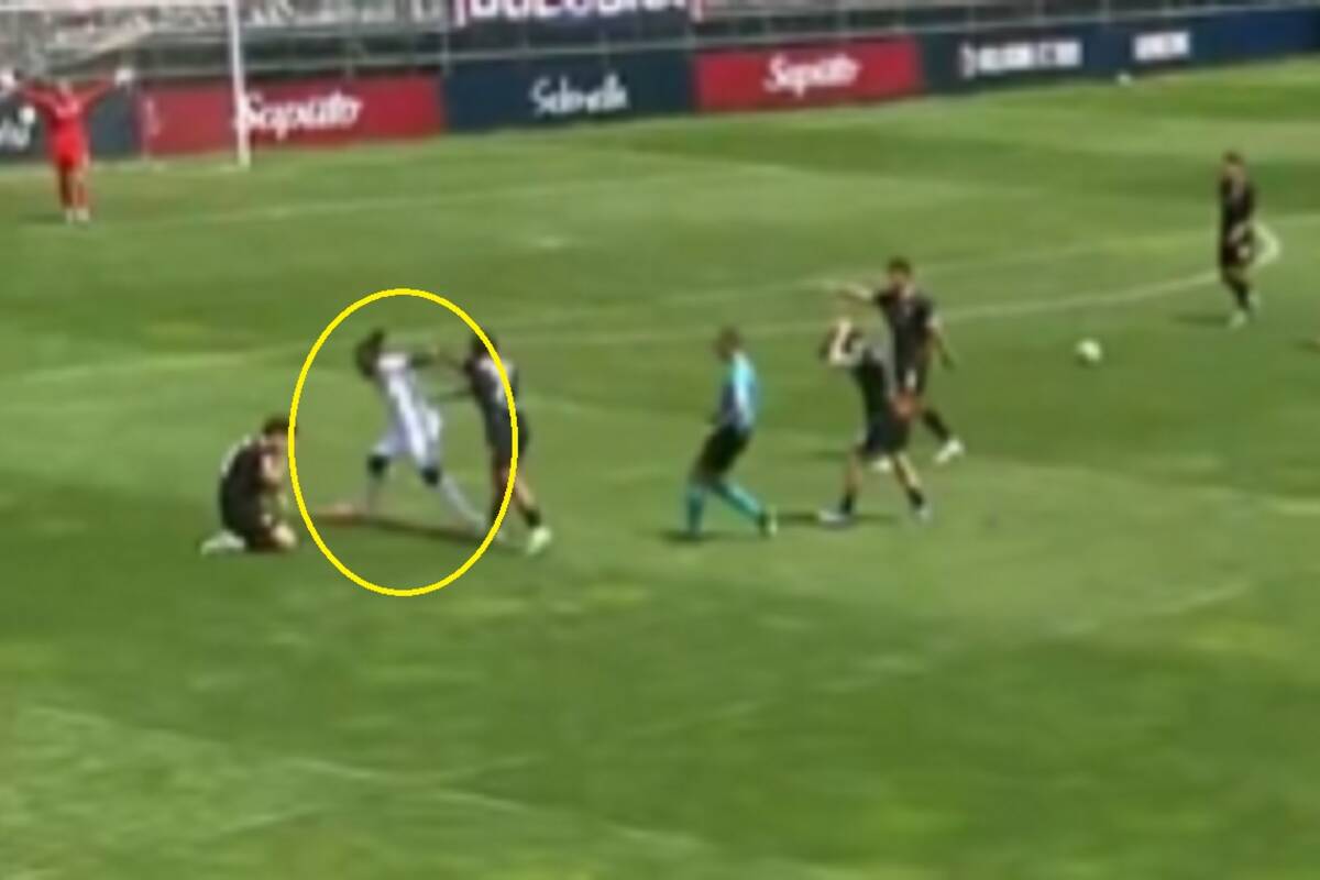 Skandal w meczu klubu z Serie A. Staranował go niczym byk [WIDEO]