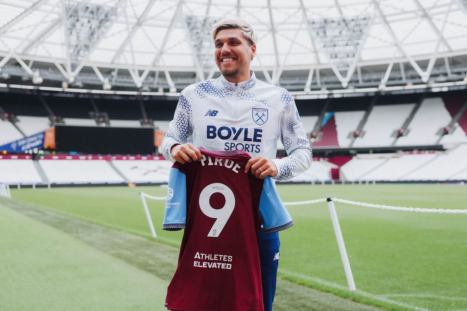 OFICJALNIE: West Ham United dopiął transfer napastnika. Znów ma czarować w Championship