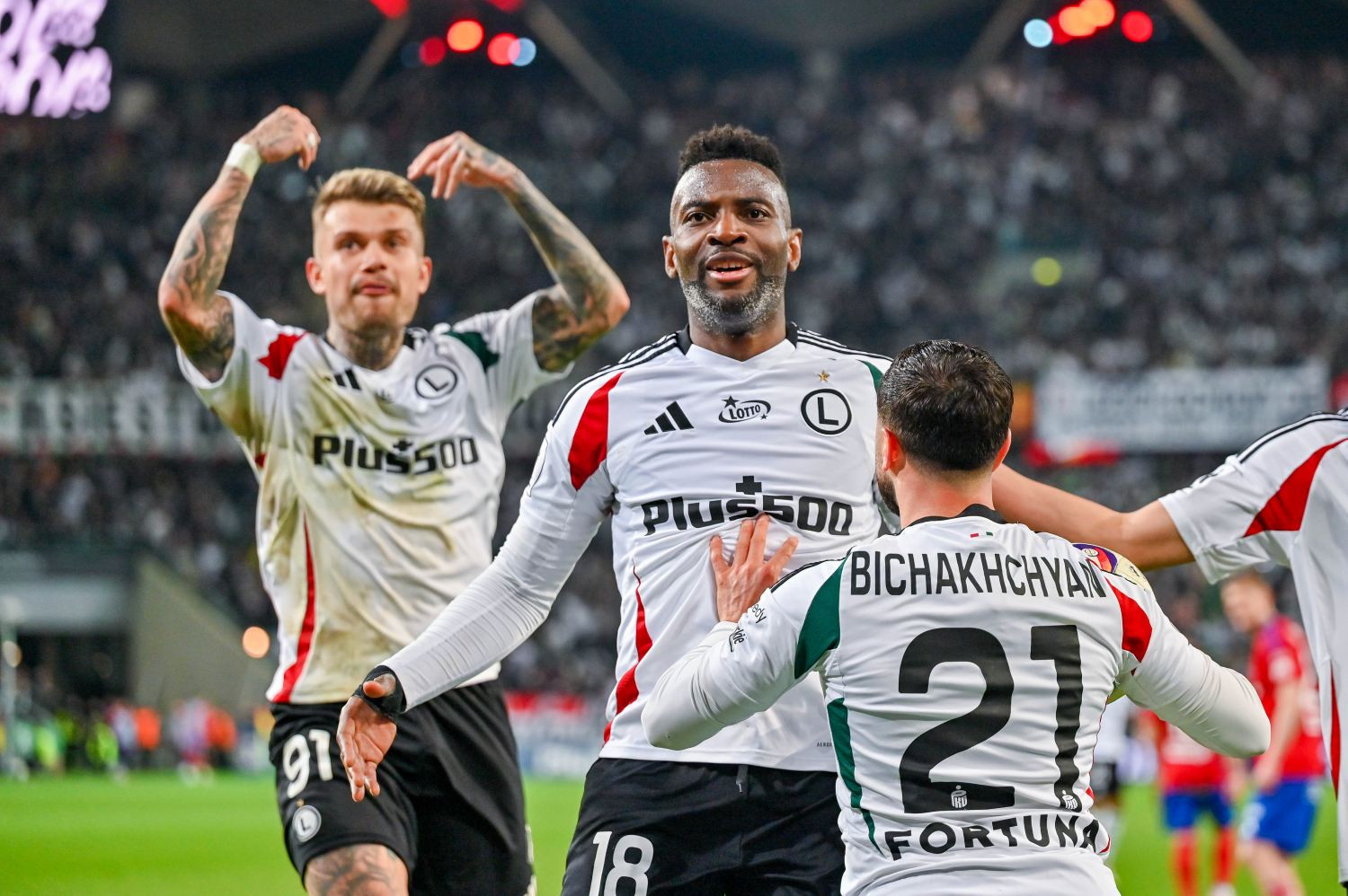 Jean-Pierre Nsame najbliżej tego polskiego klubu. Jedno „ale” | Transfery.info