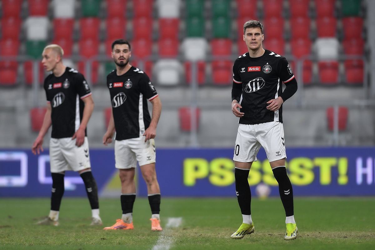 Rewolucja w pierwszoligowcu. 12 zawodników opuszcza klub!