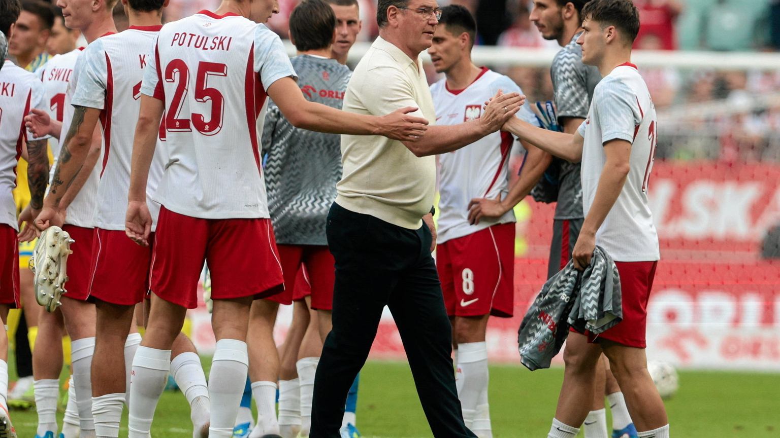 Kapitalne wieści dla najbliższych rywali Polaków. 19-letni talent zdecydował