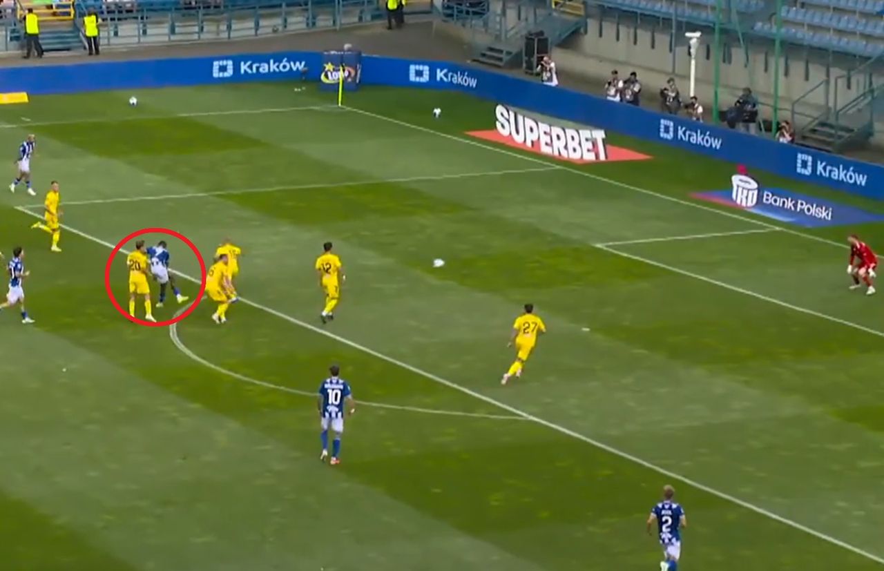 Ograł dwóch rywali i huknął z dystansu. Cudowny gol Lecha [WIDEO]
