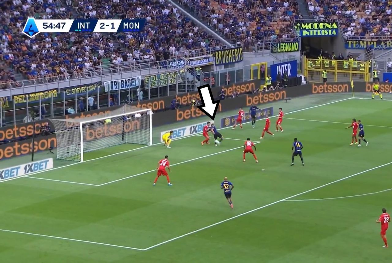 Inter nie odda go do Premier League. Zdobył spektakularną bramkę
