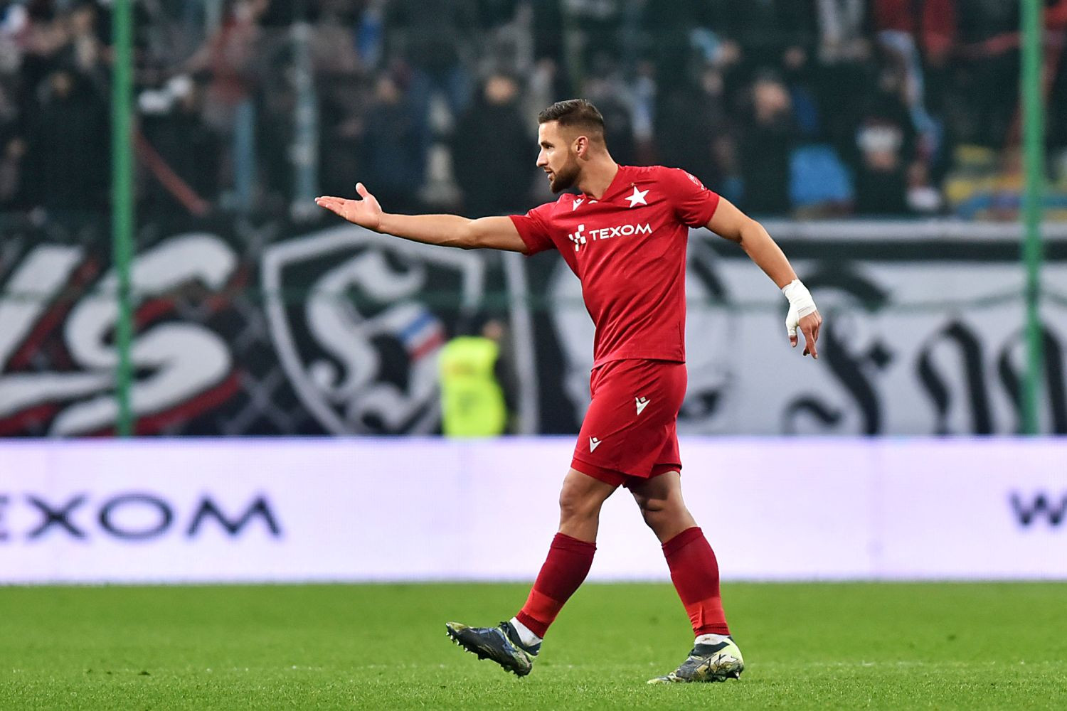 Łukasz Zwoliński podpisał kontrakt z klubem! Spore zaskoczenie