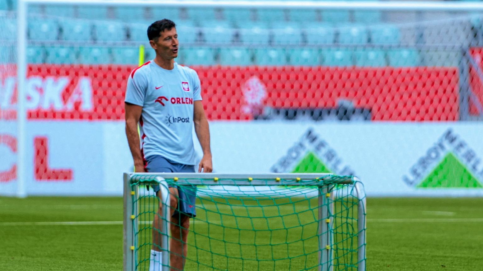 Dlatego Robert Lewandowski wyjeżdża z Europy