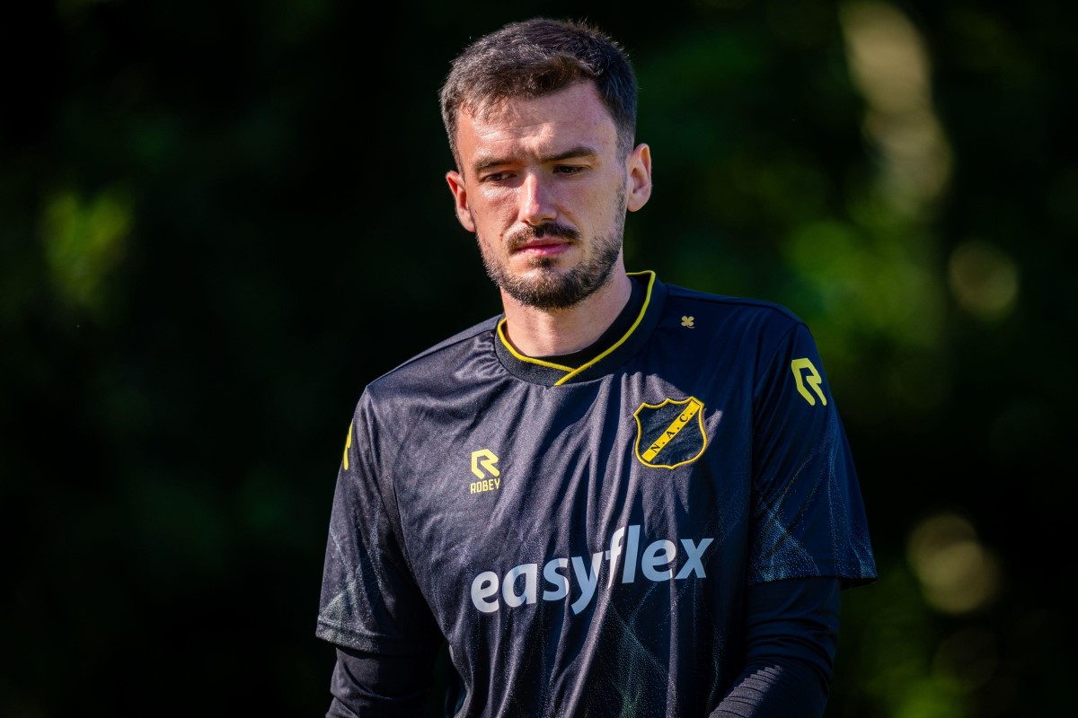 Ostatnie szczegóły! Polski bramkarz finalizuje transfer do Anglii