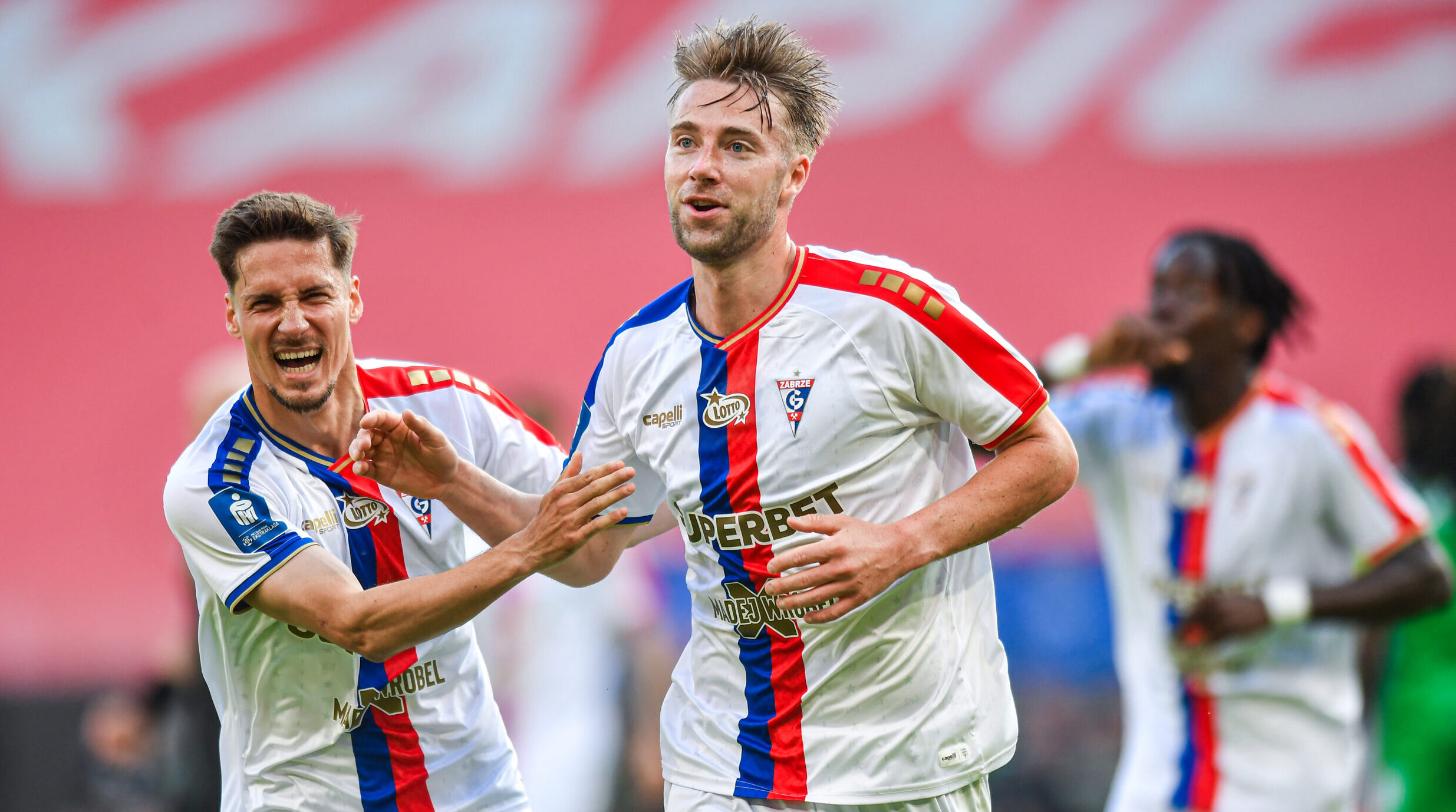 Górnik Zabrze wicemistrzem Polski! Wielkie zwycięstwo Zabrzan z pożegnaniem Podolskiego – PiłkaNożna.pl