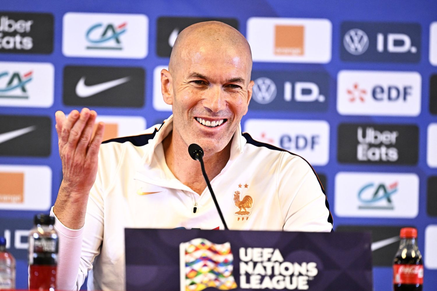 Nie Kylian Mbappé - z tym kadrowiczem Francji Zinédine Zidane chciałby występować na boisku. „Piłkarz pełną gębą”