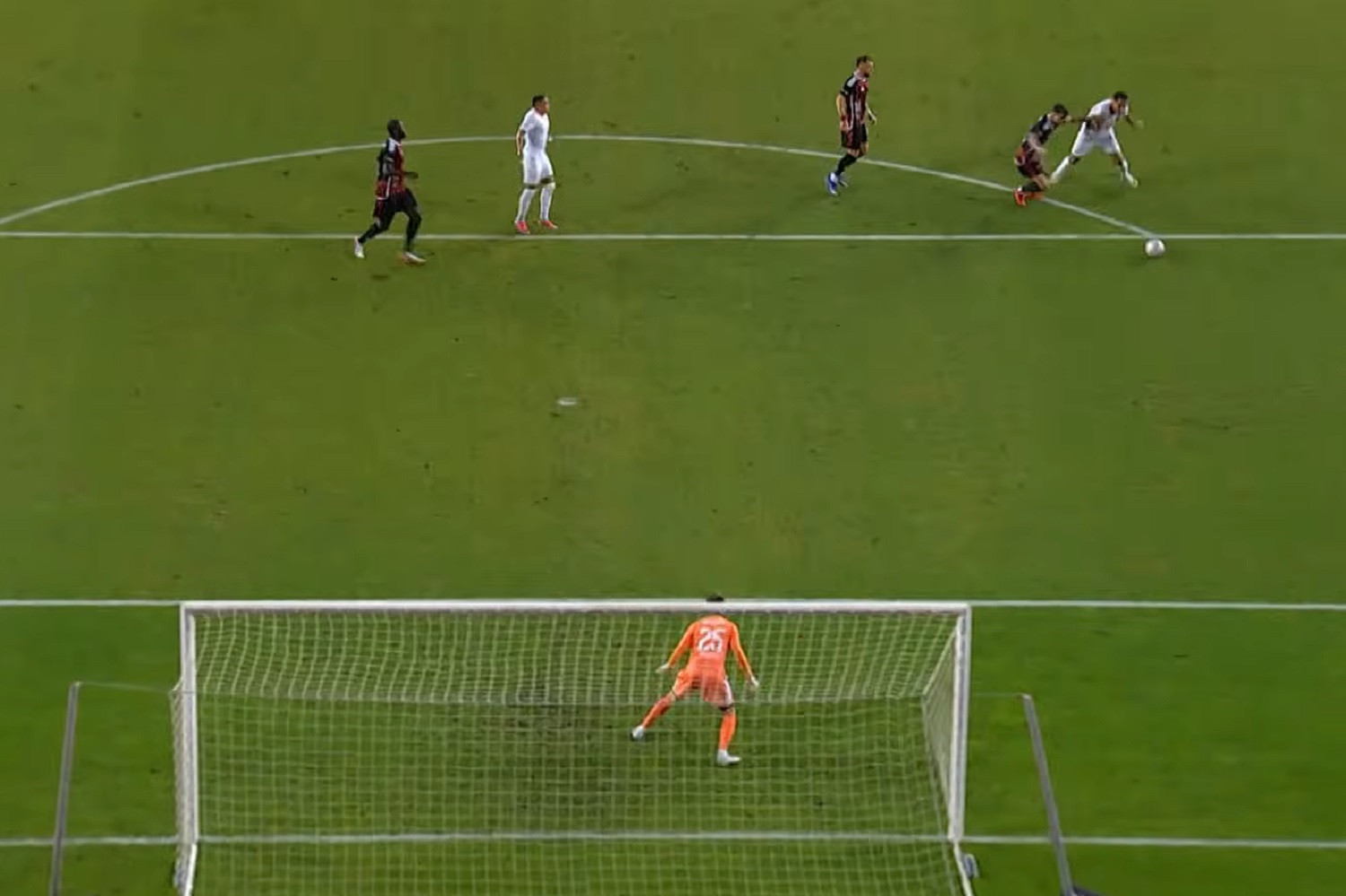 Kacper Tobiasz z debiutem w nowym zespole. Gol innego byłego Ekstraklasowicza [WIDEO]