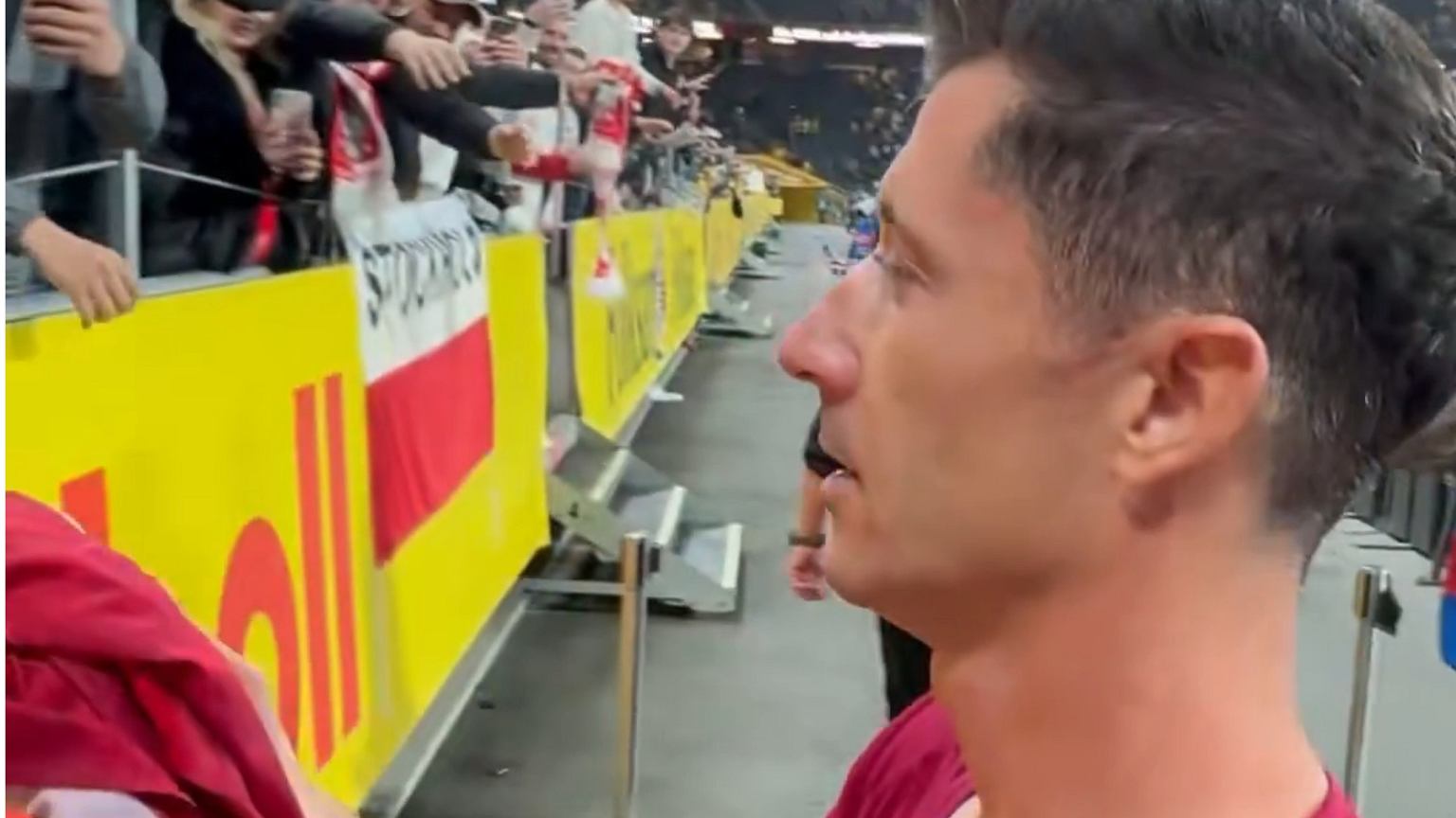 Tak zachował się Lewandowski po porażce ze Szwecją. O tym będzie głośno