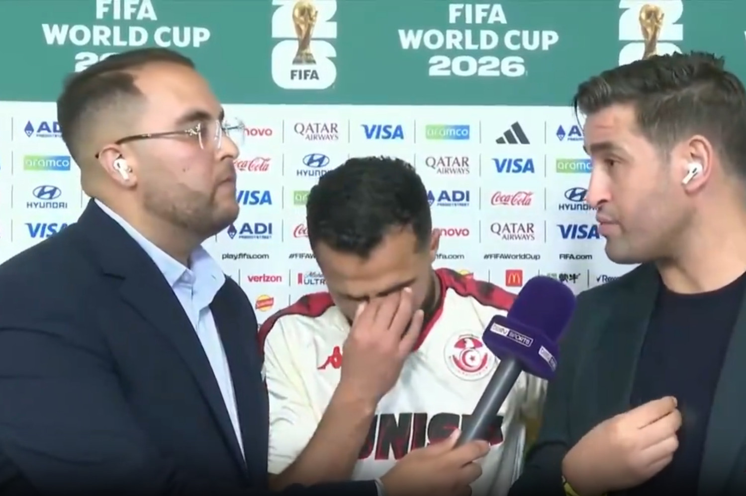 Reprezentant Tunezji zalał się łzami. „Przyjechaliśmy na mundial z zespołem lepionym na ostatnią chwilę”
