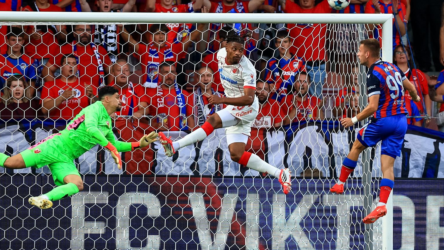 Prowadzili 4:1 w dwumeczu. Niewypał transferowy Widzewa rozpoczął katastrofę
