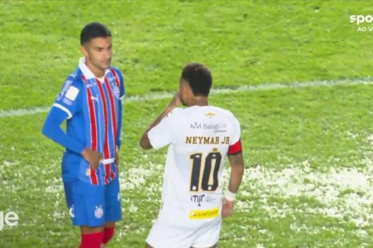 Neymar wyleciał z boiska. Tego nie wolno robić [WIDEO]
