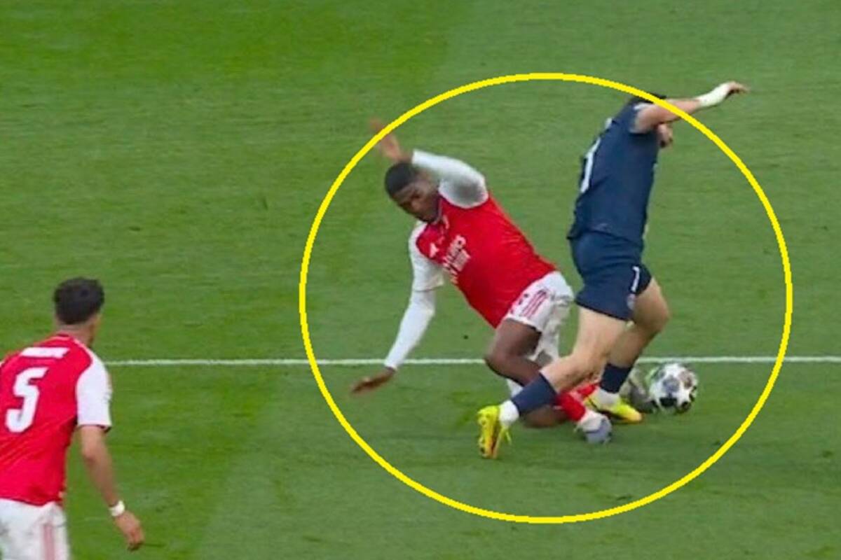 Szok w finale LM! Zobaczcie, co zrobił sędzia. Arsenalowi się upiekło?! [WIDEO]