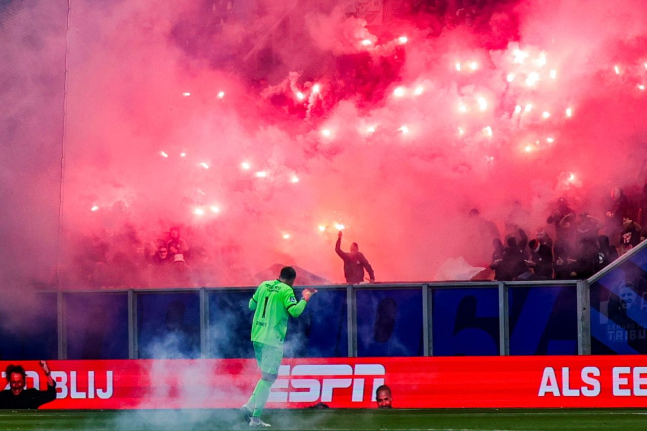 Zero tolerancji dla pirotechniki na stadionach. Reakcja będzie natychmiastowa
