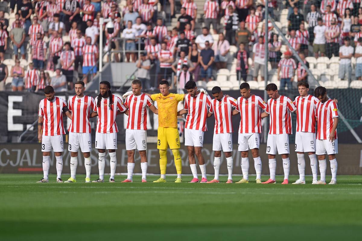 Wielkie zmiany w Cracovii. Robert Platek sprzedaje akcje, odsunięcie prezesa? [NASZ NEWS]