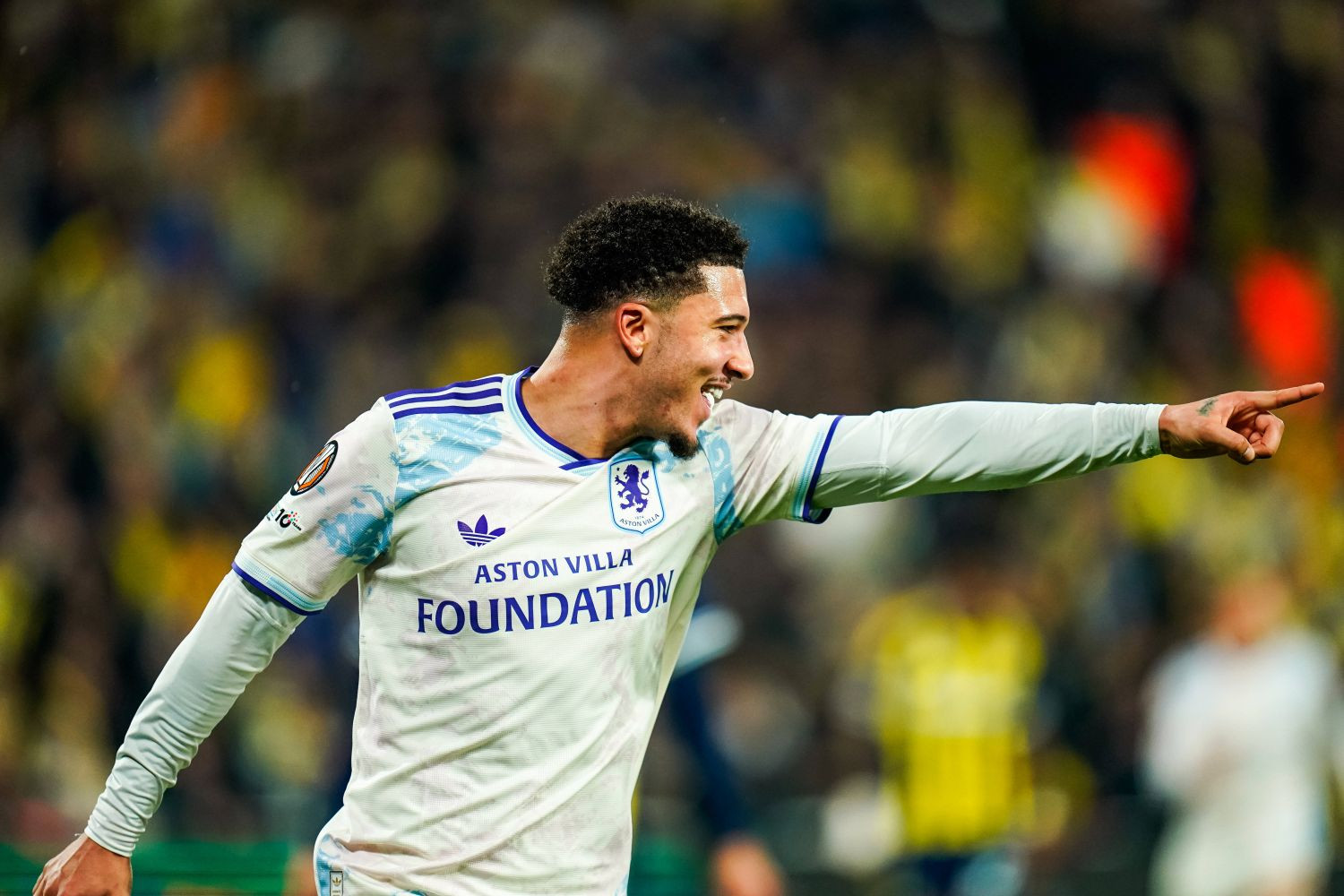 Jadon Sancho zaskoczy transferem?! W tej topowej lidze jeszcze nie grał