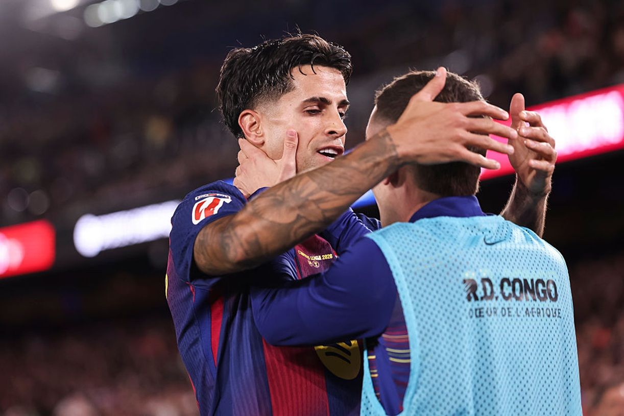 Barcelona ma problemy z obrońcą. Kluby nie mogą się porozumieć