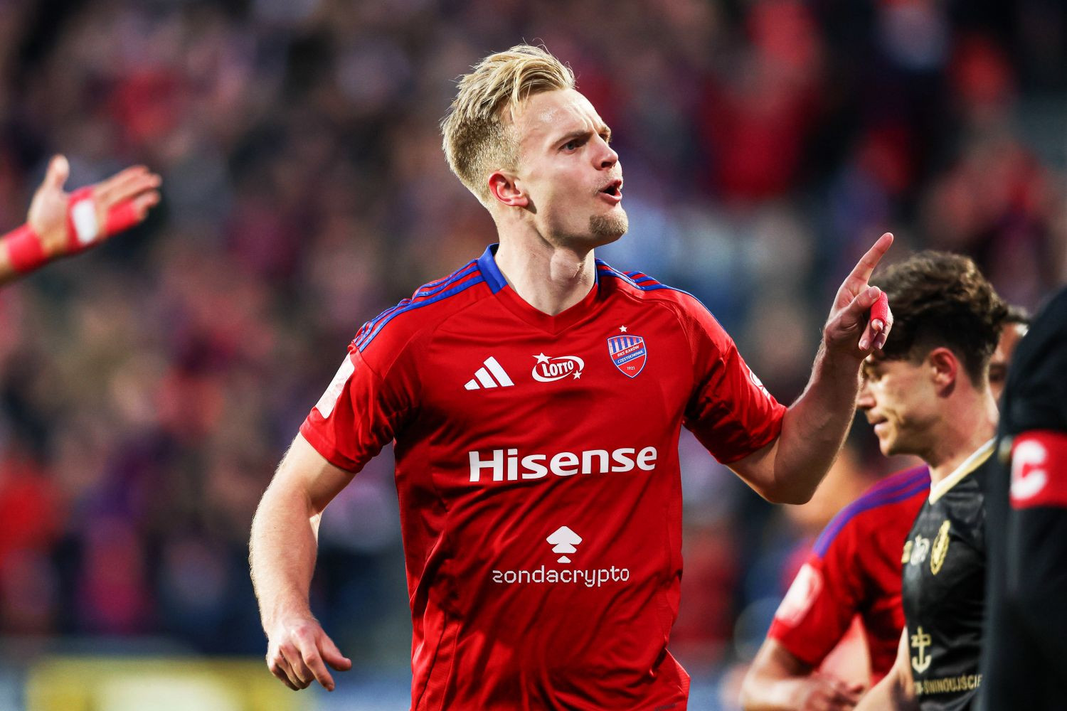 Jonatan Braut Brunes blisko transferu. Z zaskoczenia