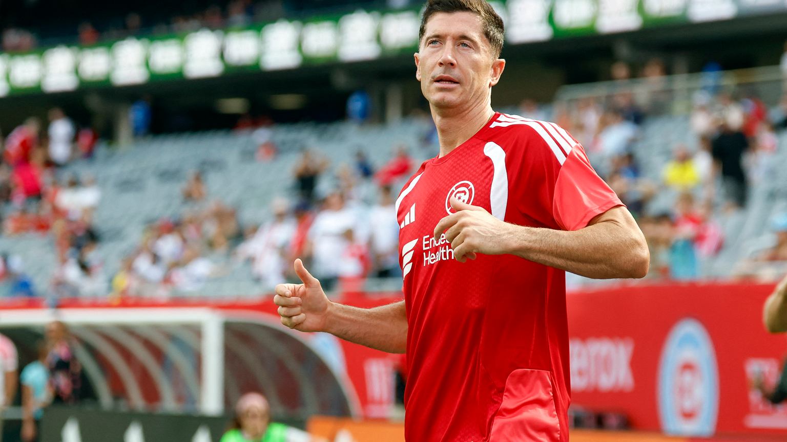 Lewandowski zagra w pojedynku gigantów. 