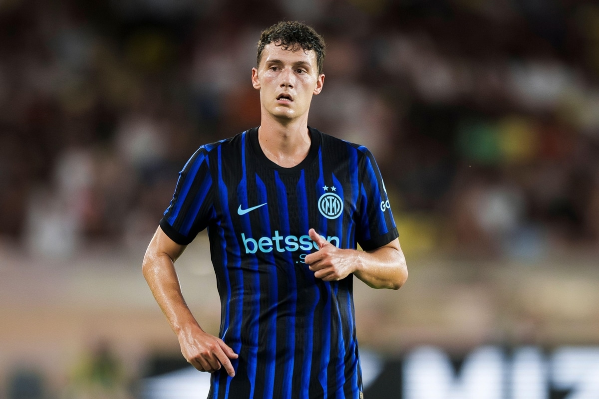 Inter znalazł następcę Pavarda. Trwają rozmowy z byłym liderem Man City