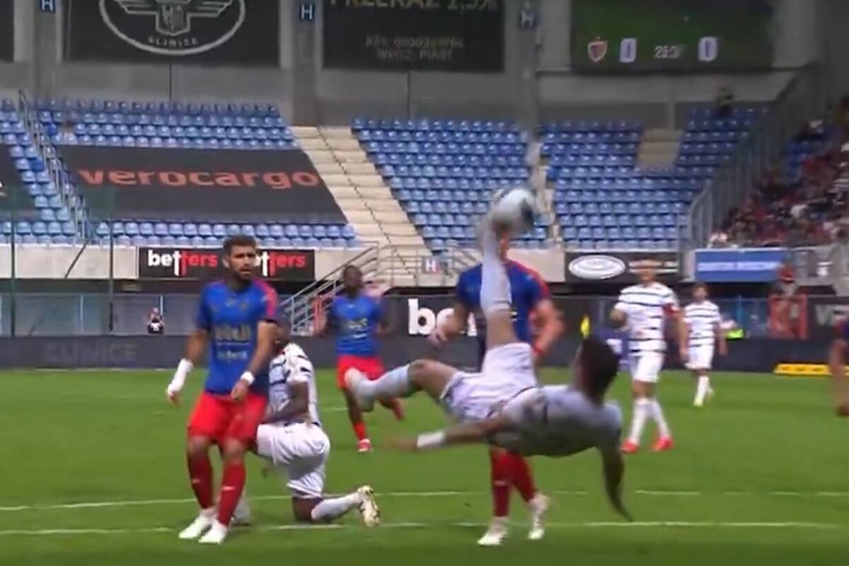 Kapitalny gol Sancheza! Nie zatrzymuje się w Ekstraklasie [WIDEO]