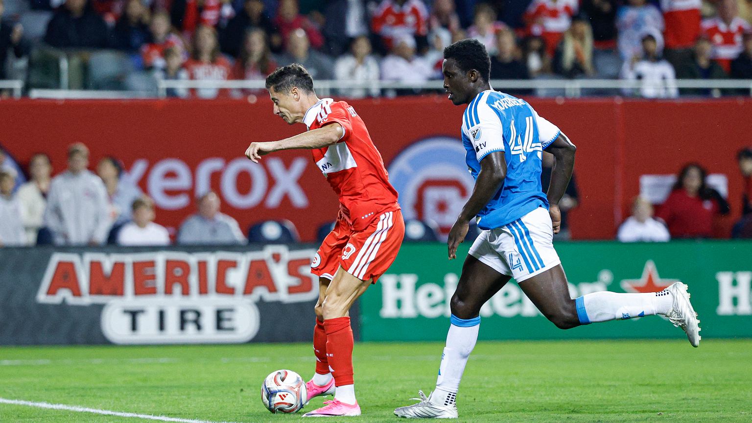 Lewandowski pogrążył jego piłkarzy. Wypalił: 