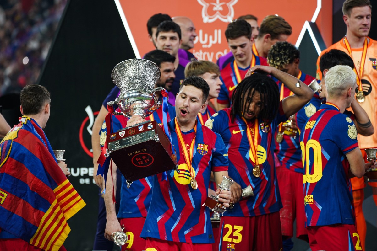 Barcelona może pozbyć się tego piłkarza. Premier League wzywa - Goal.pl