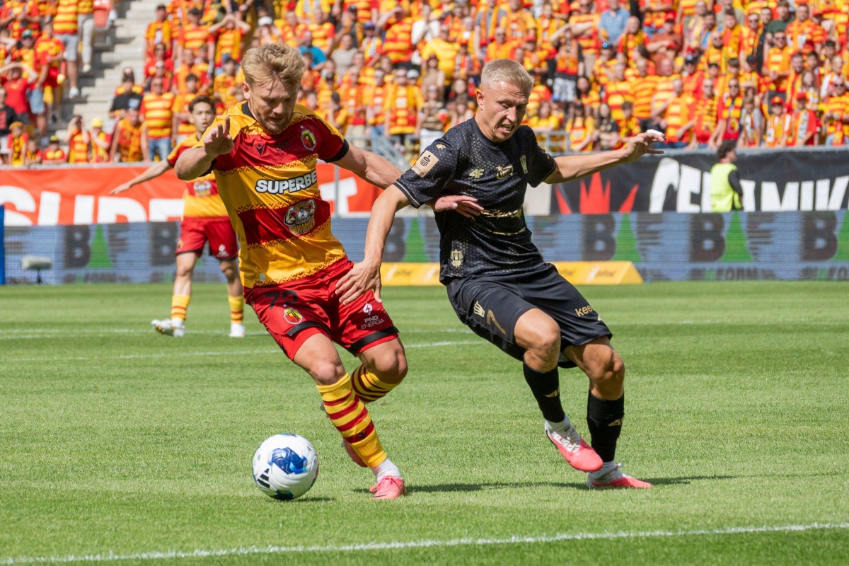 Jagiellonia Białystok nie zachwyciła na start sezonu. Triumf wyrwany w końcówce [WIDEO]