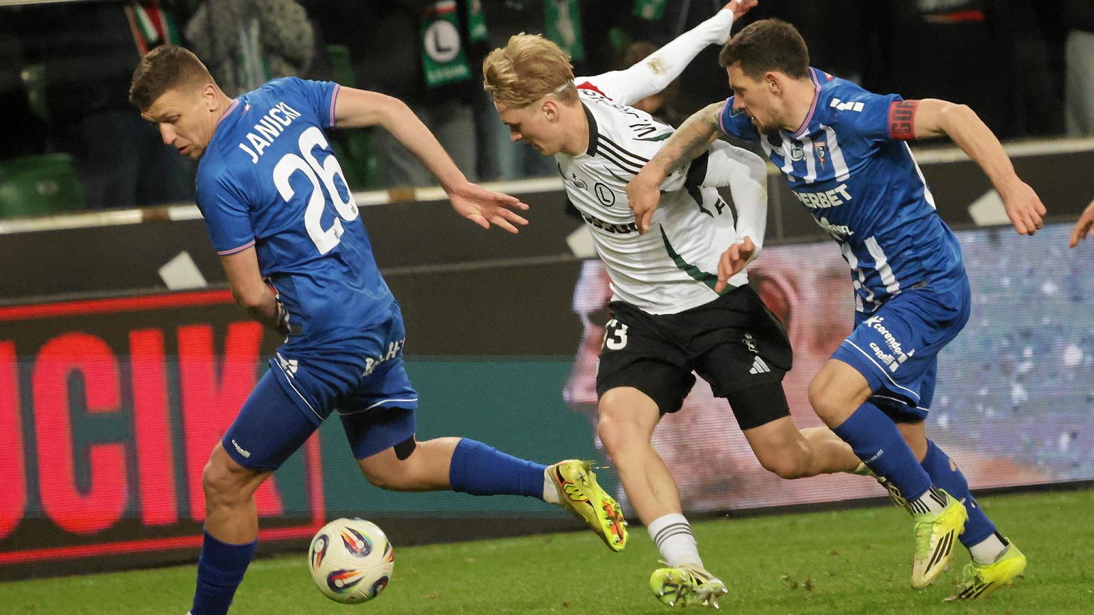 Górnik Zabrze - Legia Warszawa. Gdzie i o której hit kolejki? [TRANSMISJA NA ŻYWO]