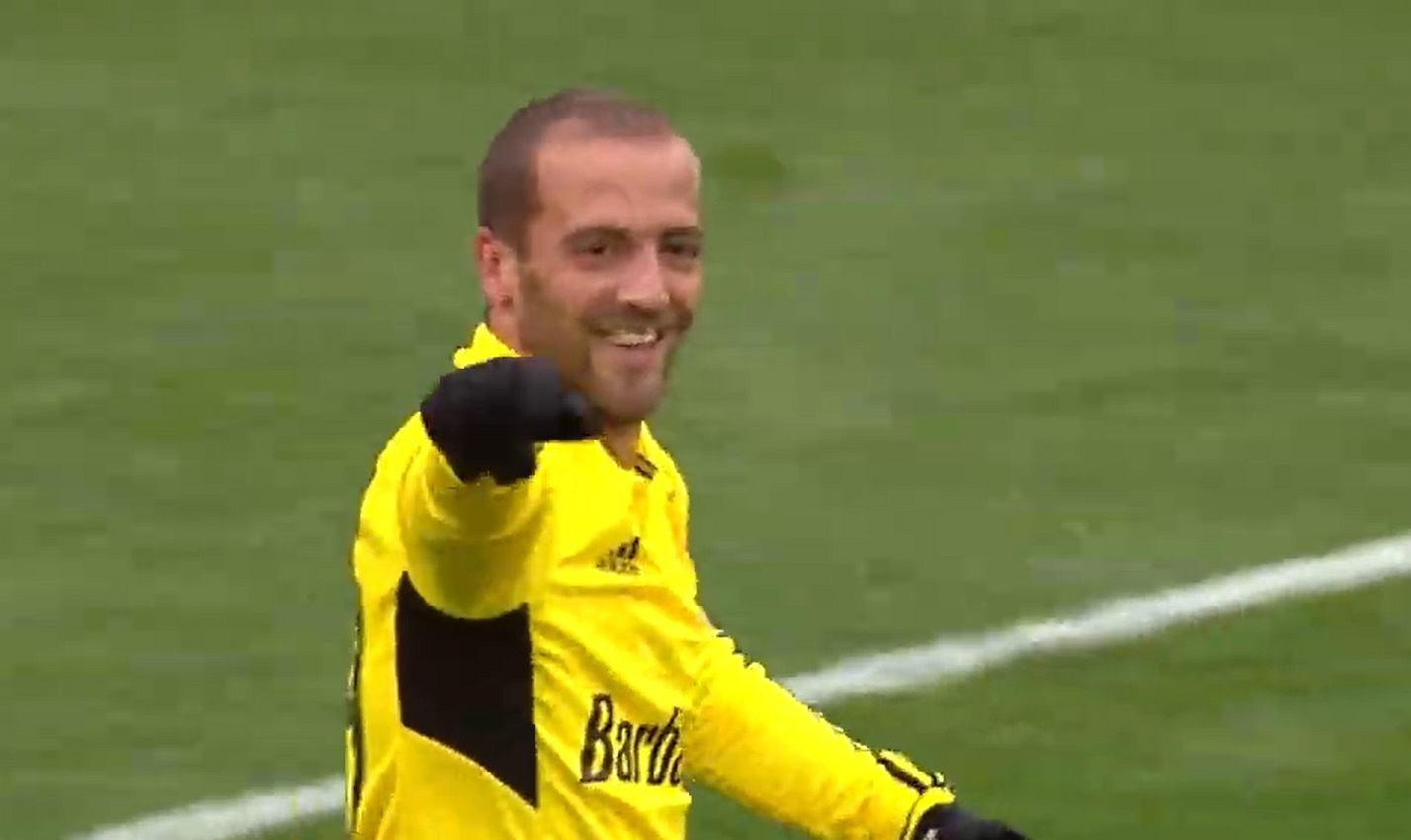 Brat Higuaina wyrzucony z klubu za to, co zrobił sędzi. 