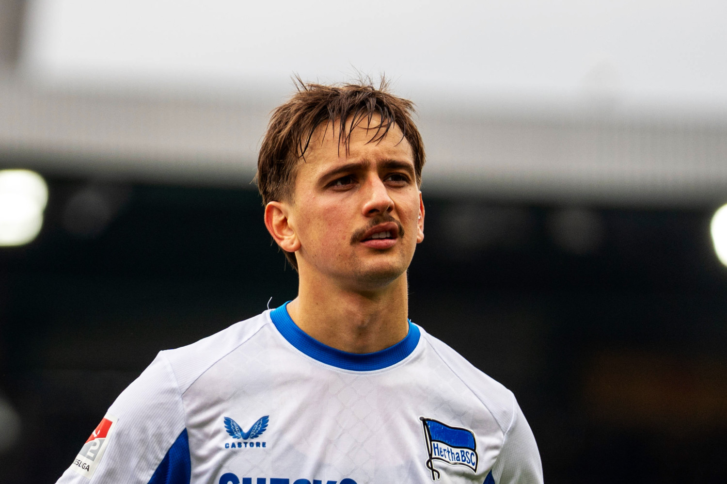 Michał Karbownik łączony z zaskakującym transferem do Ekstraklasy | Transfery.info