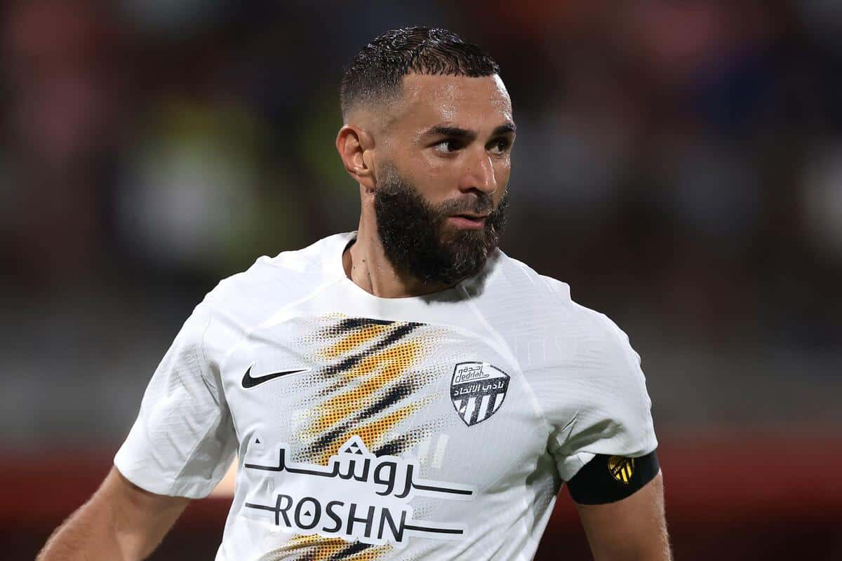 Benzema chce grać w tym klubie za darmo. Byłby to wielki powrót