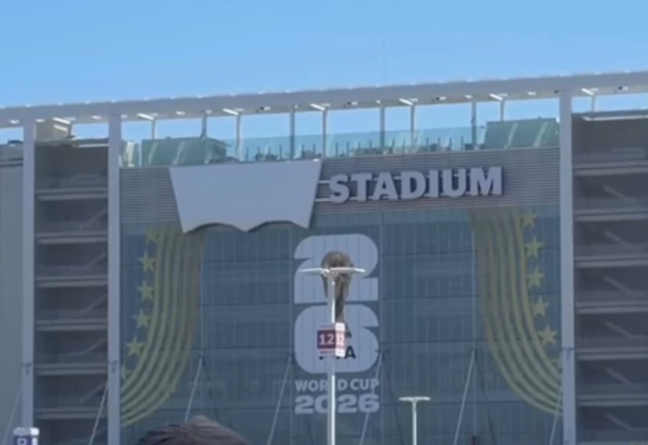 Zakryto ich logo na stadionie. Znana firma wbiła szpilę FIFA