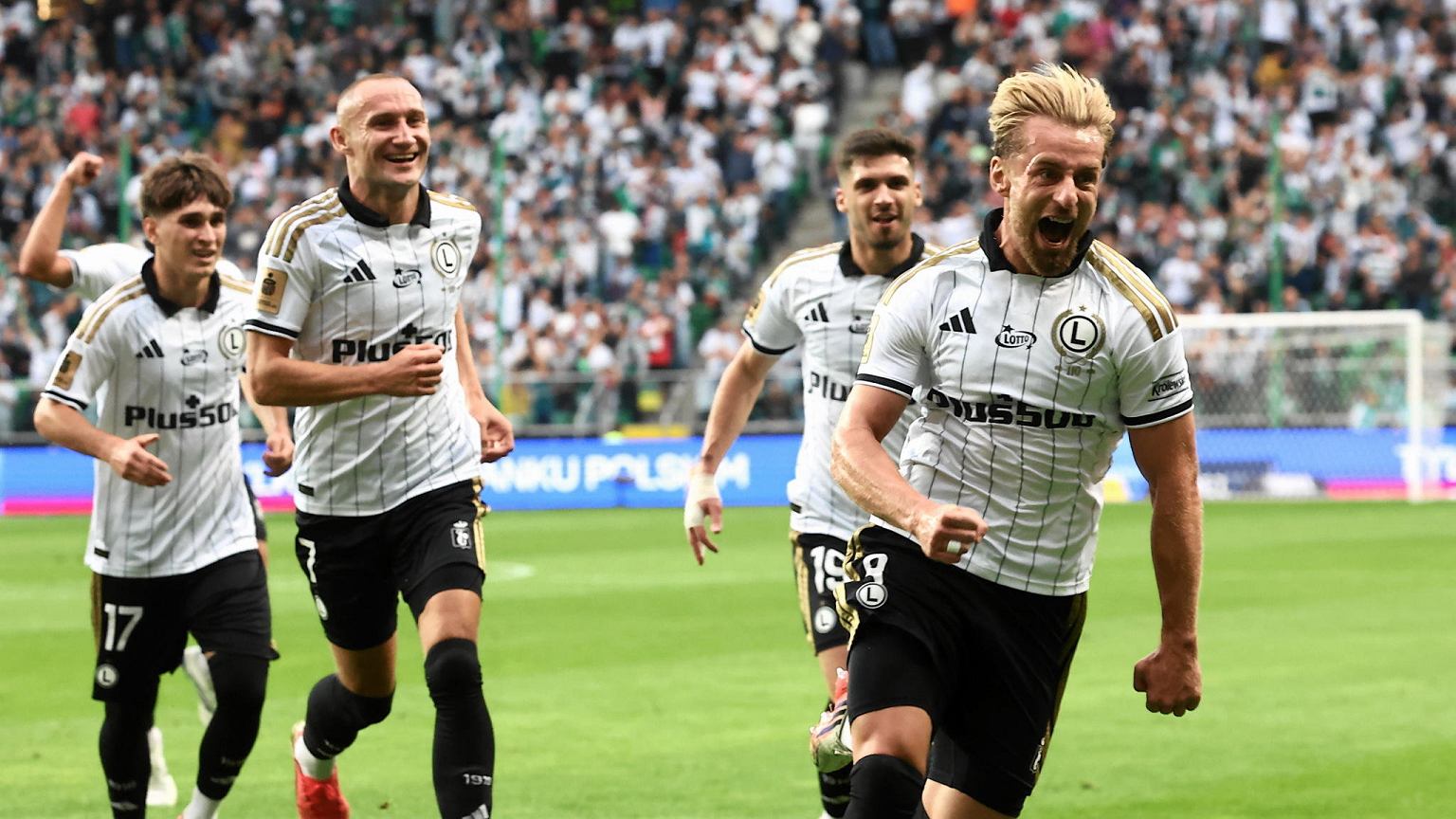 Jagiellonia - Legia. Gdzie i kiedy oglądać hit Ekstraklasy? [TRANSMISJA TV]