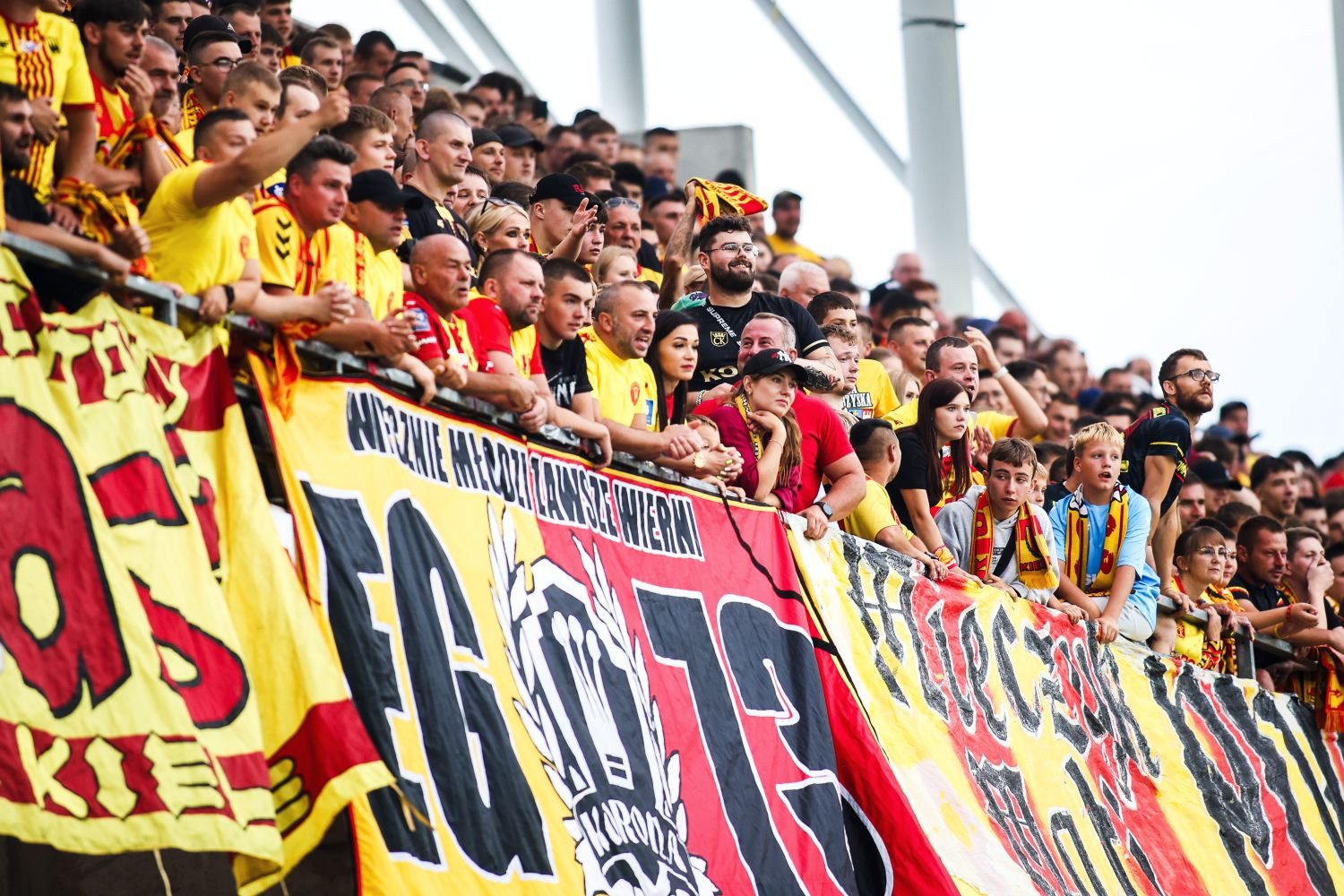 Korona Kielce zatrzymuje Legię Warszawa [WIDEO]
