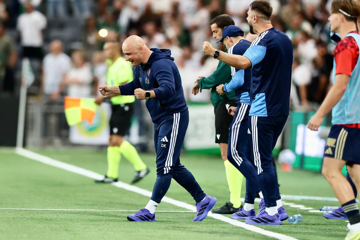 Trener Rakowa domaga się transferów. Mocne słowa po awansie