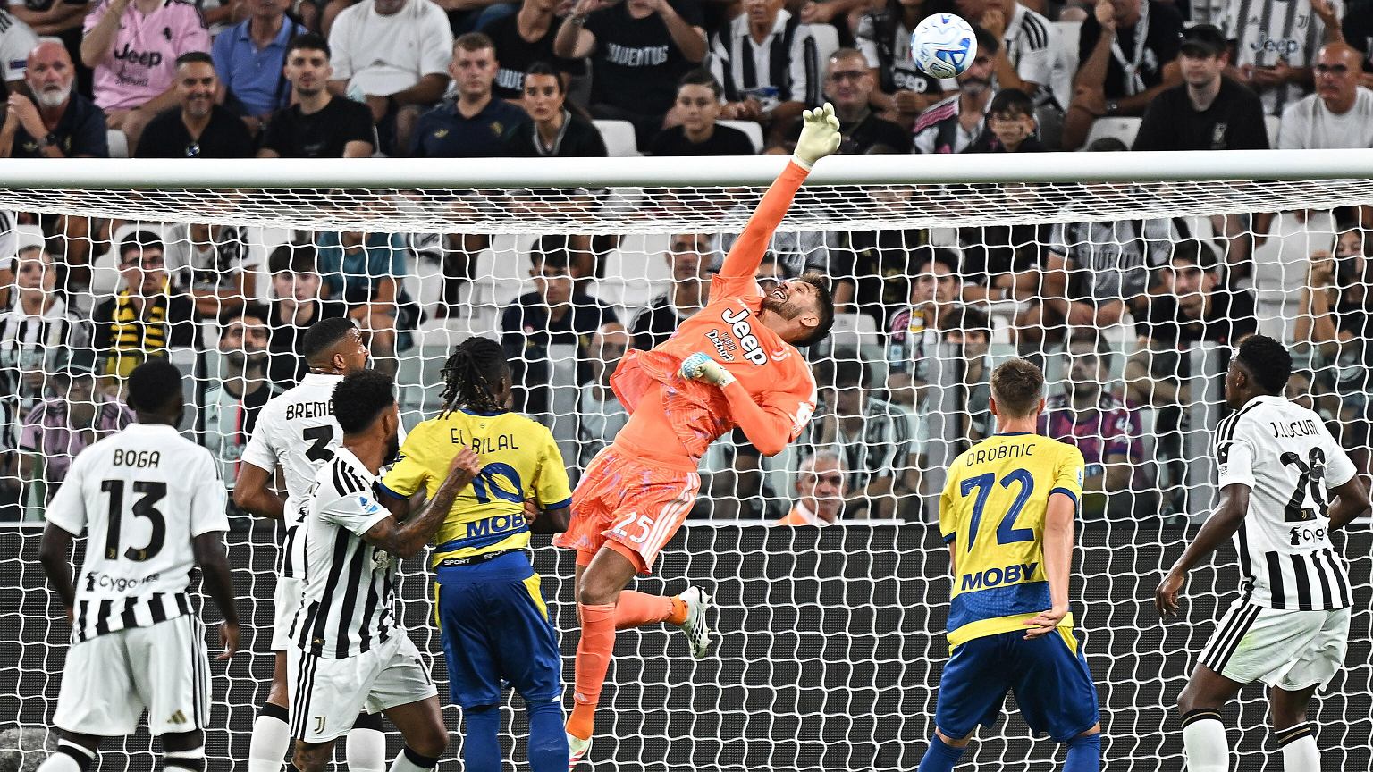 Tak trener Juventusu potraktował Grabarę i Milika