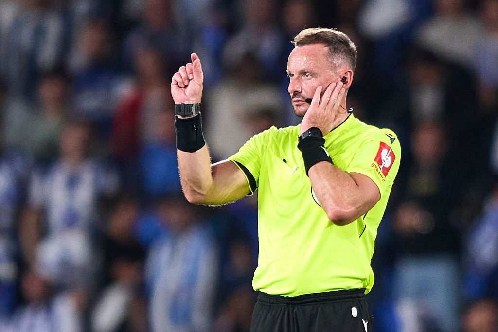 UEFA podjęła decyzję. Polak posędziuje mecz w Lidze Narodów
