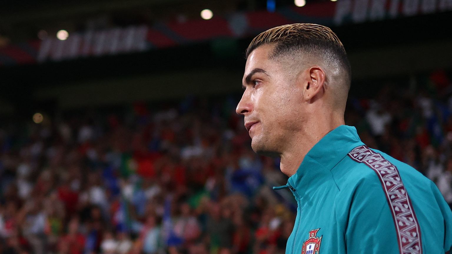 Chaos i histeria po przyjeździe Ronaldo. 