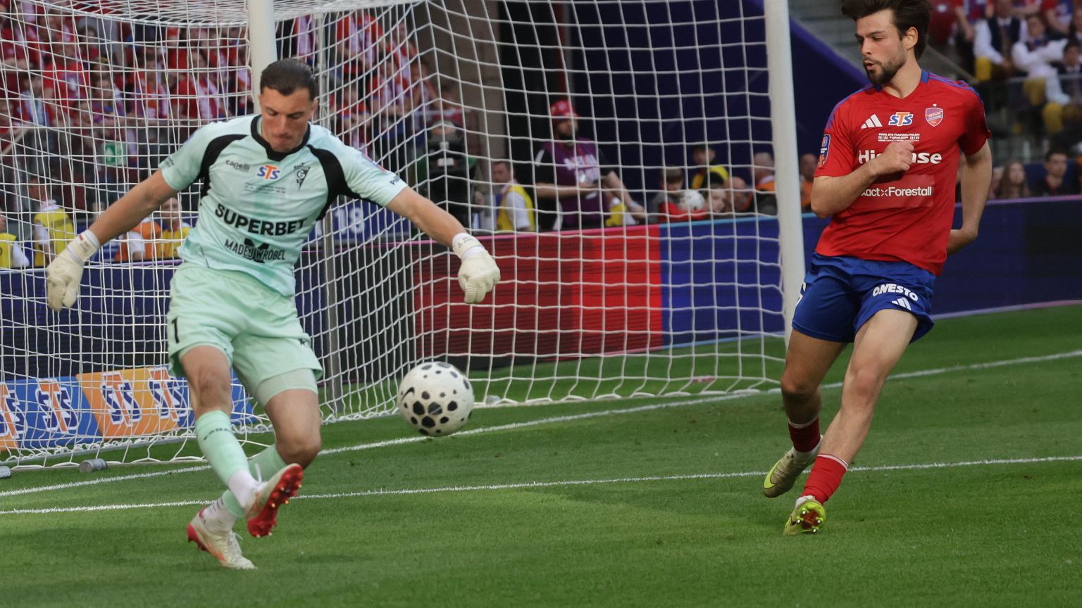 Media: Kluby Ekstraklasy walczą o polski talent